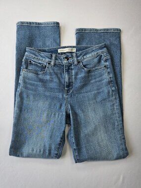 Denver Hayes Mid Rise Straight Leg Blue Jeans Size 6 Womans